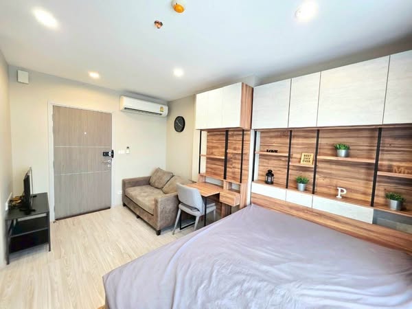 bedroom of Ideo Mobi Bangsue Grand Interchange