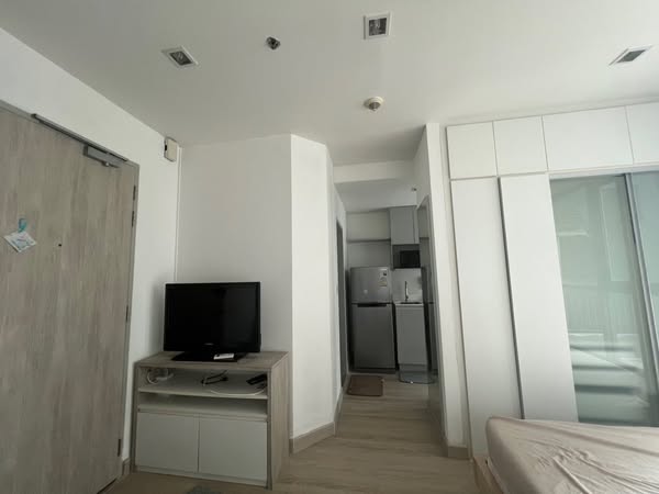 bedroom of Ideo Mobi Rama 9