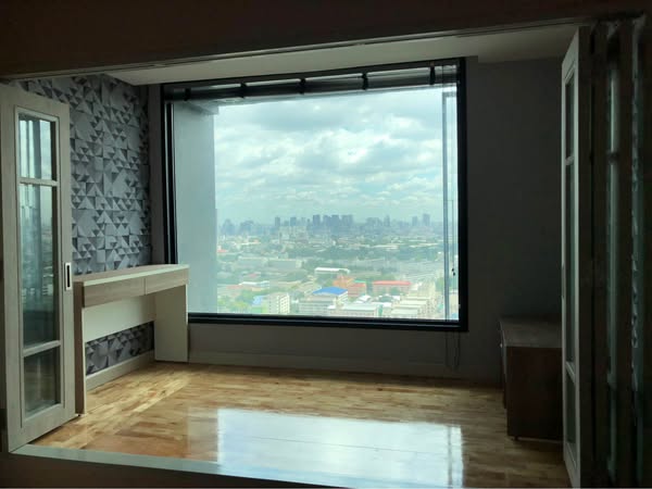 KPN The Capital Condo