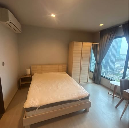 bedroom of Life Asoke – Rama 9