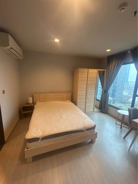 bedroom of Life Asoke – Rama 9