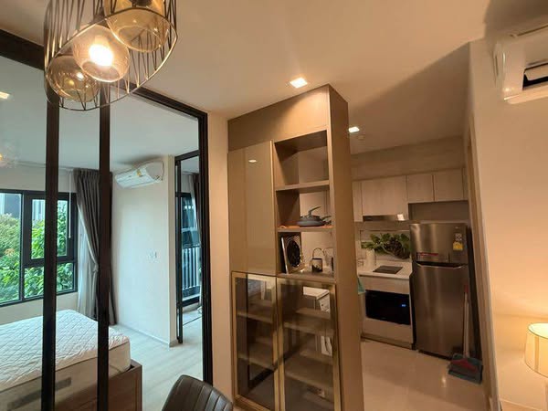 bedroom and room interior of Life One Wireless