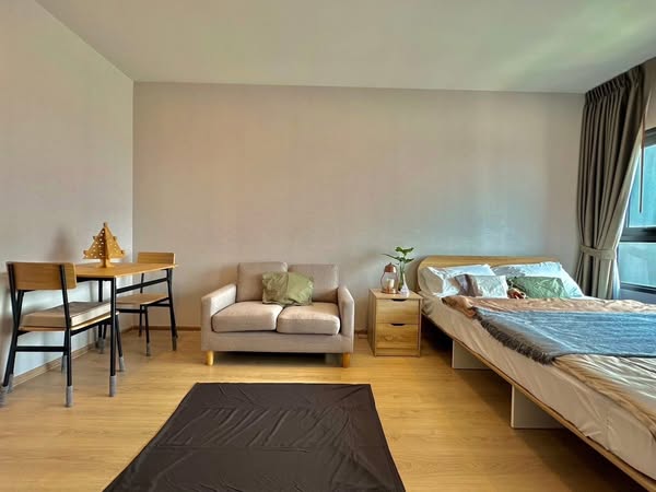 bedroom of Life Rama 4 – Asoke