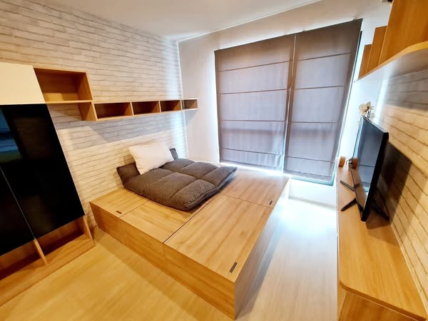 bedroom of Life Sukhumvit 48