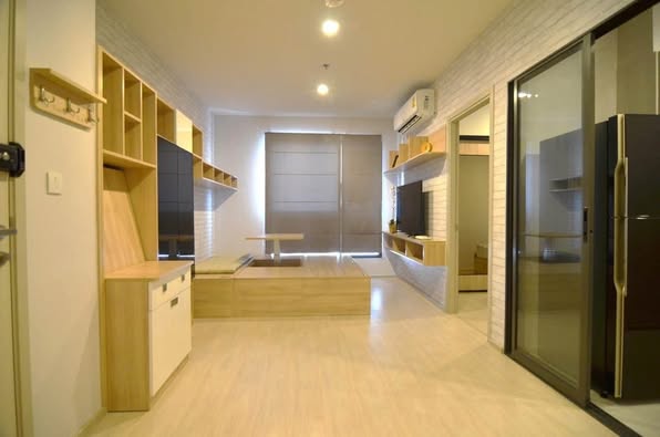 room interior of Life Sukhumvit 48