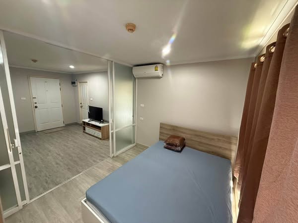 bedroom of Lumpini Ville Ramkhamhaeng 26
