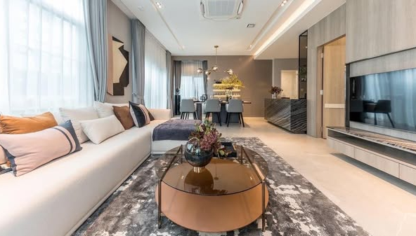 living room and bedroom of Manthana Bangna – Wongwean