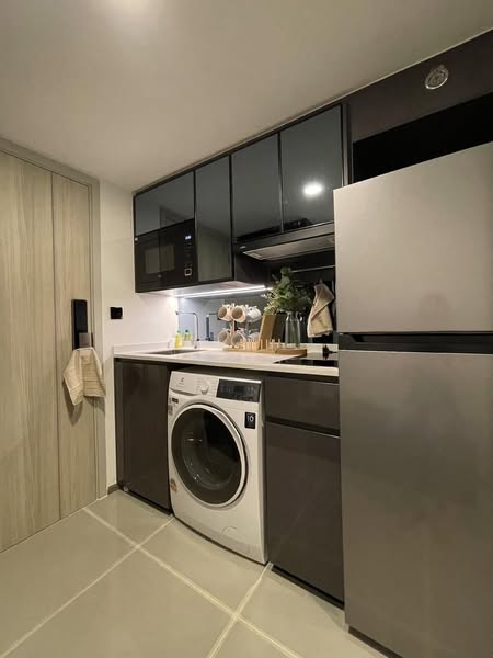 bathroom of Park Origin Chula-Sam Yan