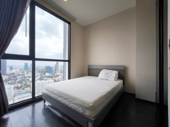 bedroom of Park​ Origin​ Thonglor