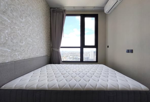 bedroom of Park​ Origin​ Thonglor