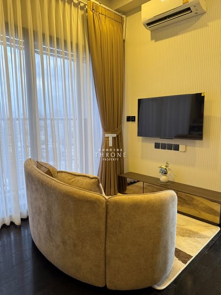 bedroom and living room of Park​ Origin​ Thonglor