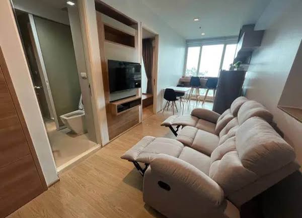 living room of RHYTHM Phahon-Ari