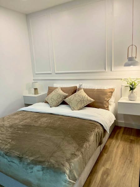 bedroom of S. R. Place