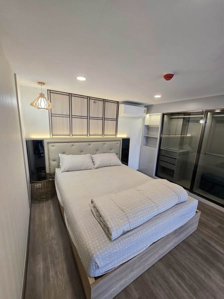 bedroom of So Origin Kaset Interchange