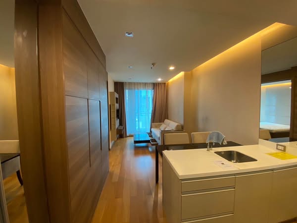 room interior of The Address Sathorn