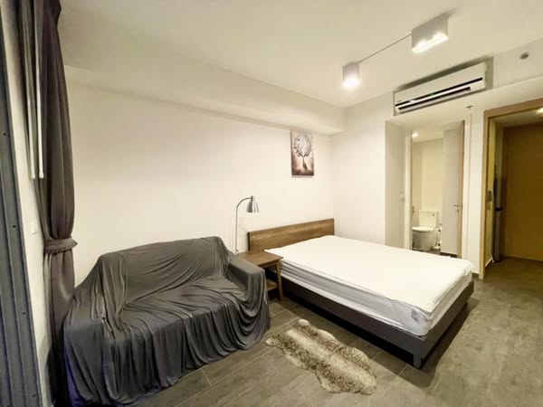 bedroom of The Lofts Ekkamai