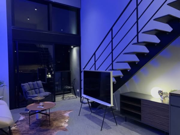 living room of The Lofts Silom by Raimon Land