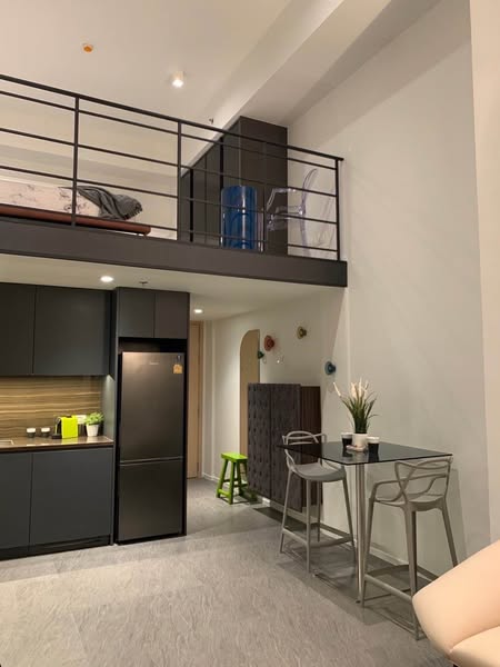 room interior of The Lofts Silom by Raimon Land