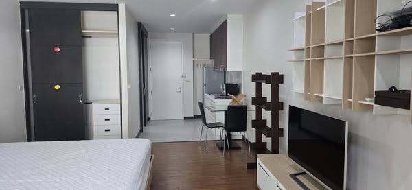 bedroom of THE MUSE SUKHUMVIT