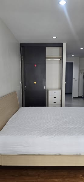 bedroom of THE MUSE SUKHUMVIT