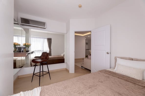 bedroom of The Parkland Srinagarindra