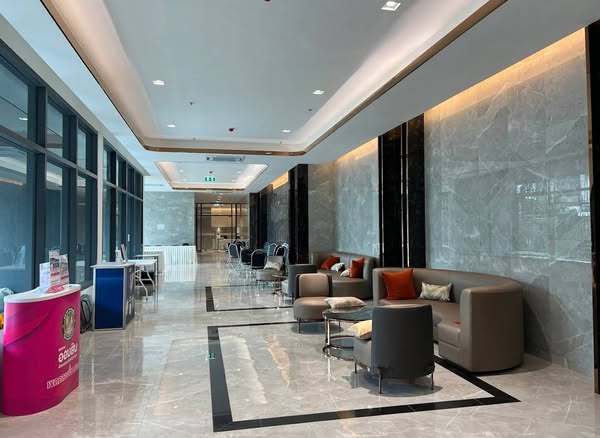 living room of The President Charan-Yaek Fai Chai Station เดอะ เพรสซิเด้นท์ จรัญ - แยกไฟฉาย สเตชั่น