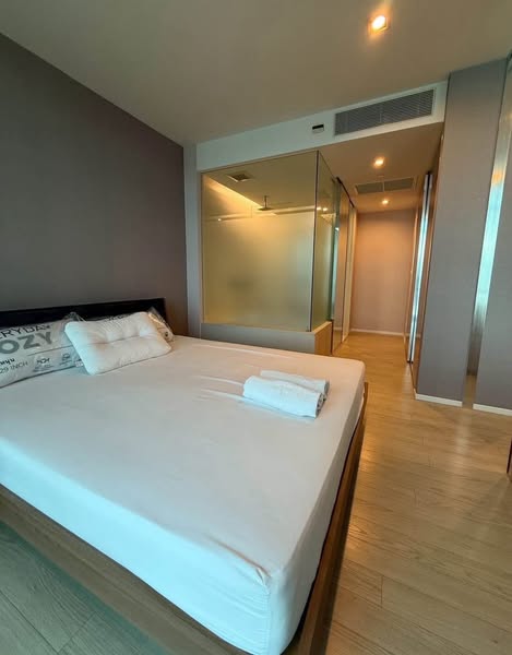 bedroom of The Room Sukhumvit 21