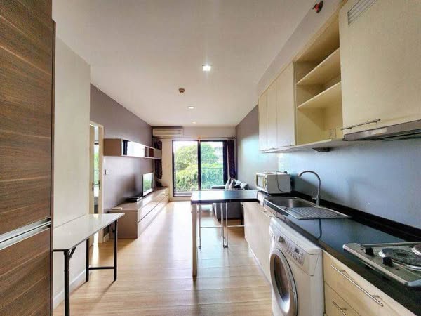 room interior and kitchen of The Seed Mingle