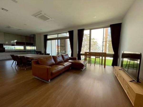 living room and room interior of VIVE Rama 9