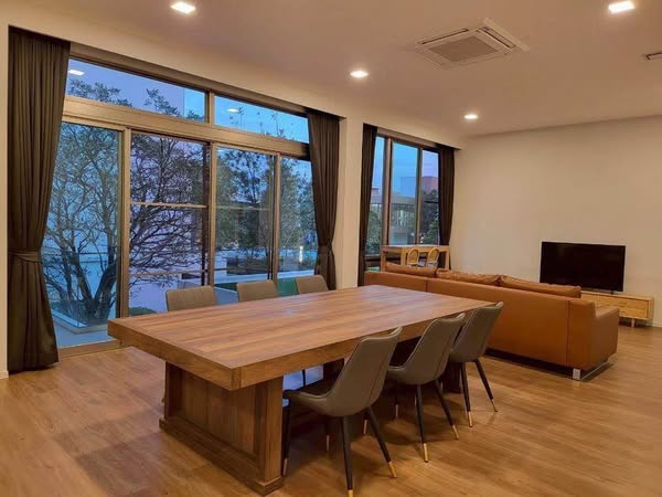 living room and room interior of VIVE Rama 9