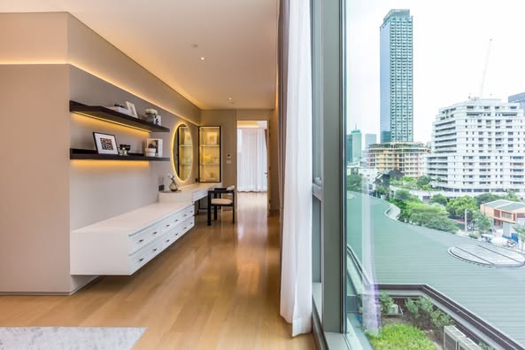 living room and room interior of Baan Sindhorn (บ้านสินธร)